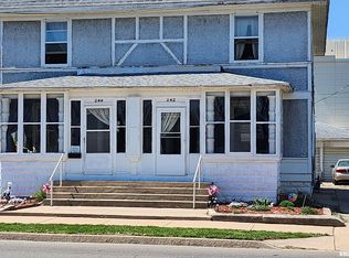 242-244 S 5th Ave, Canton, IL 61520