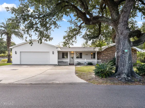 402 Citizen St, Bay Saint Louis, MS 39520