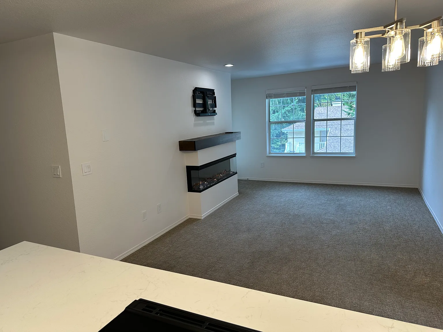 2 bed, 885 sqft, $2,950 — Photo 3