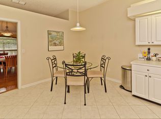 1564 Blue Heron Ln, Jacksonville Beach, FL 32250