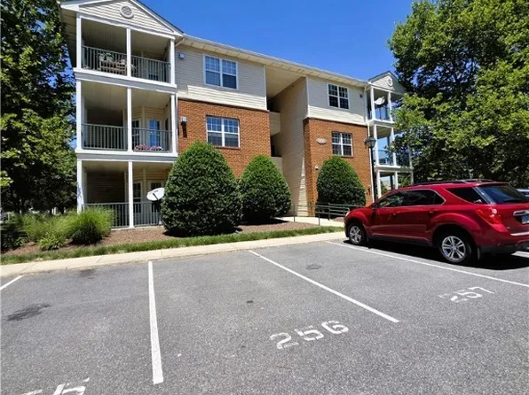 9300 Baffy Ct APT K, Glen Allen, VA 23059