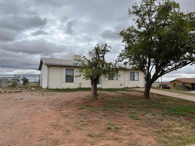 2 Alicia Dr, La Luz, NM, 88337