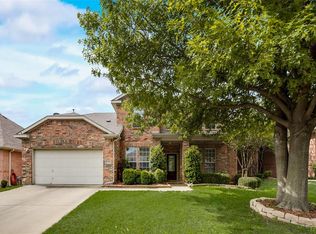 2739 Sedgemoor Dr, Grand Prairie, TX 75052