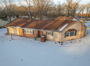 201 Oak Hill Dr, Danville, IL