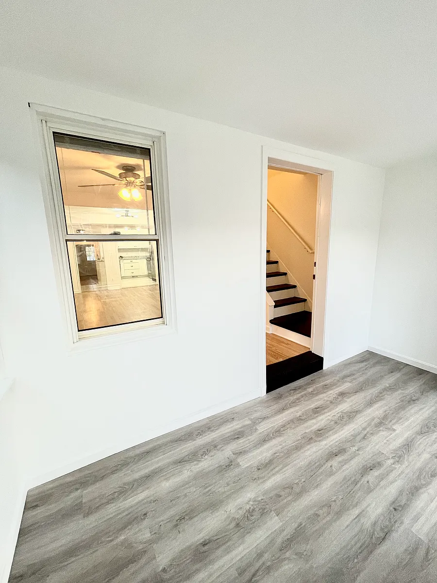 Building Photo - 6541 Saint Helena Ave