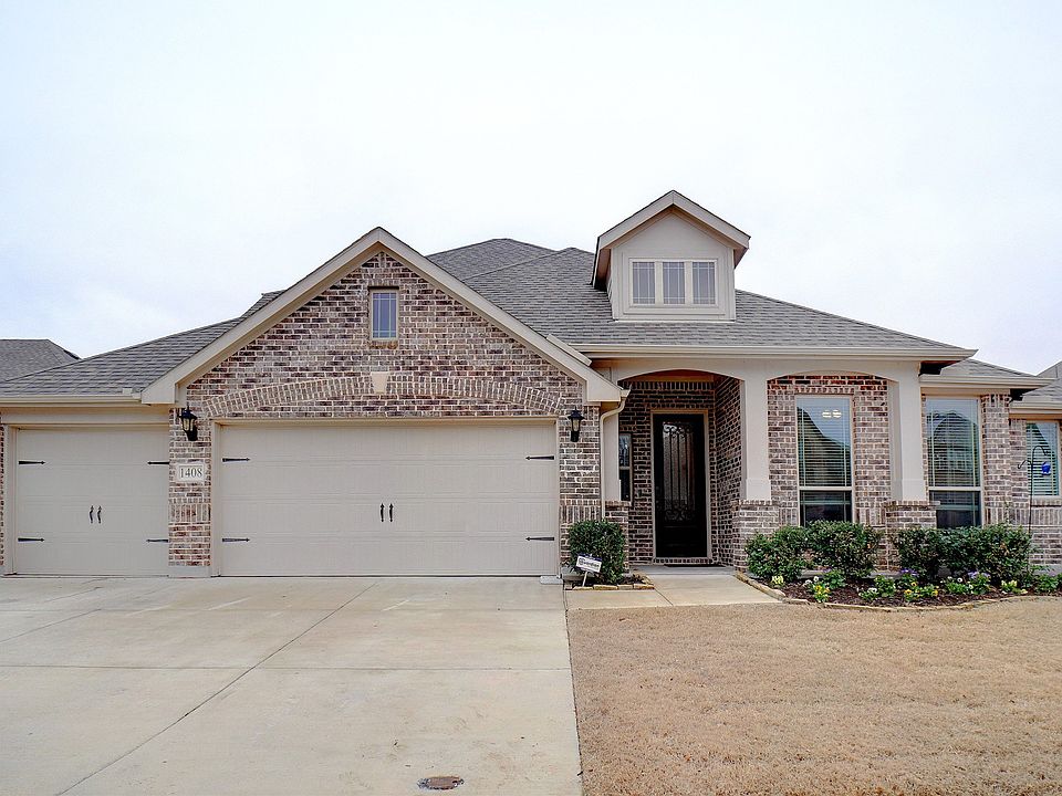1st image of 1408 Stoneleigh Pl