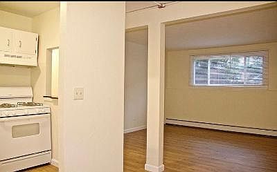 2nd image of 1144 Douglas Ave APT 2