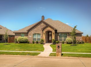 209 Winters Edge Dr, Red Oak, TX 75154