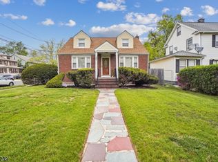 437 E 2nd Ave, Roselle, NJ 07203