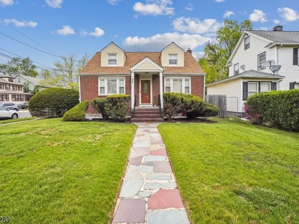 437 E 2Nd Ave, Roselle Boro, NJ 07203