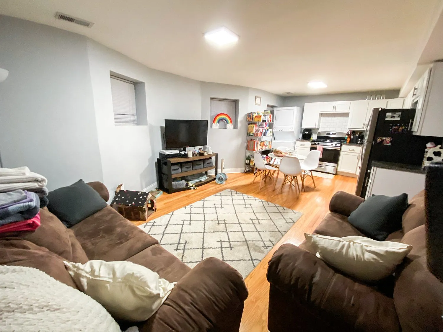 4135-37 N. Greenview Ave. — Photo 4