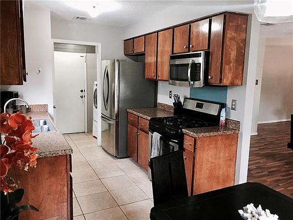 4th image of 11214 Prairie Dove Cir