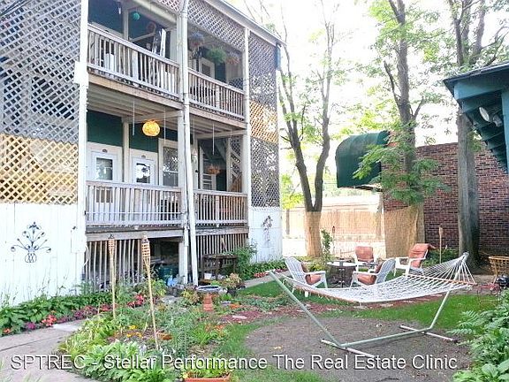 2nd image of 108 S Kenilworth Ave Unit 1