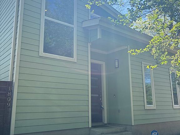 2nd image of 1809 Singleton Ave