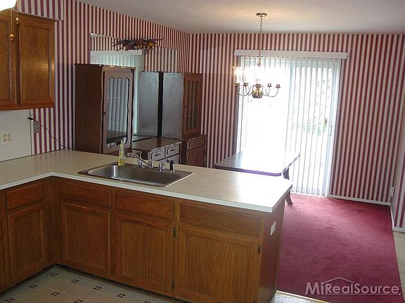 3rd image of 38513 Sycamore Meadow Dr