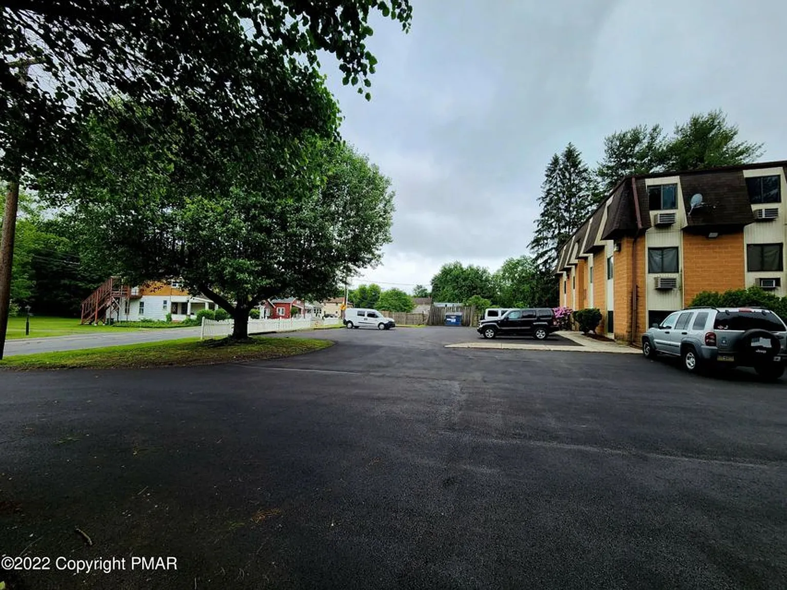 415 King Street — Photo 3