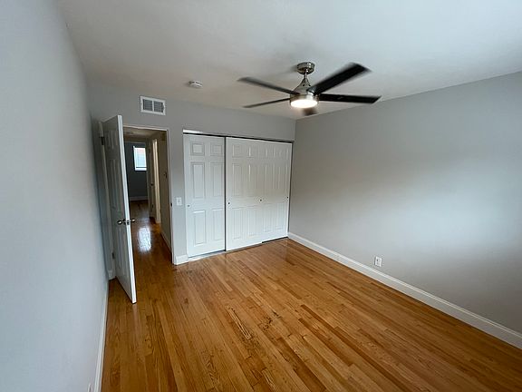 5th image of 4604 Shrewsbury Ave APT E