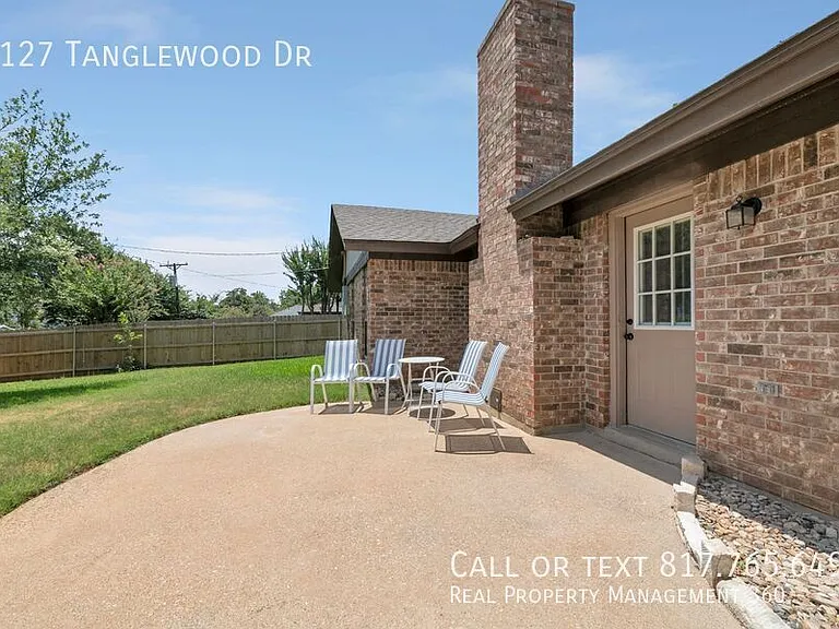 2127 Tanglewood Dr — Photo 21