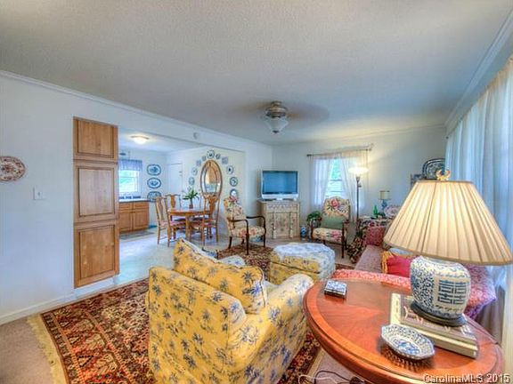 2nd image of 1577 Rolling Meadow Ln
