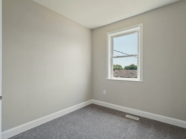 3111 Hanlon Ave — Photo 13