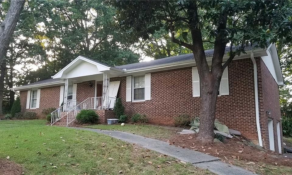 2nd image of 5575 Rock Garden Ct