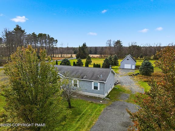 2nd image of 376 High Country Dr