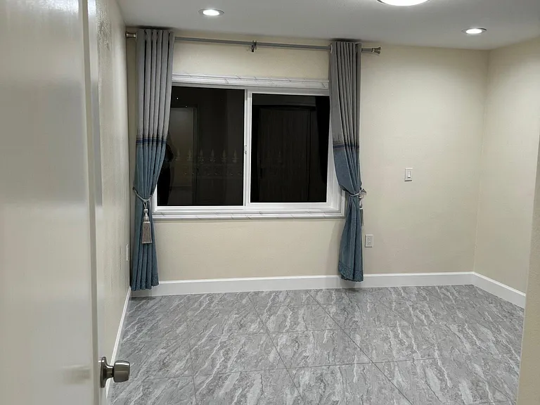 1769 Akahi St #B — Photo 9