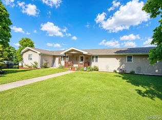 56481 Turner Acres Pl, New London, MO 63459