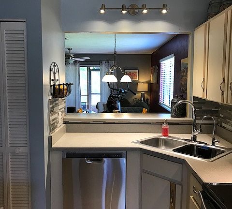 4th image of 130 Limewood Pl #D