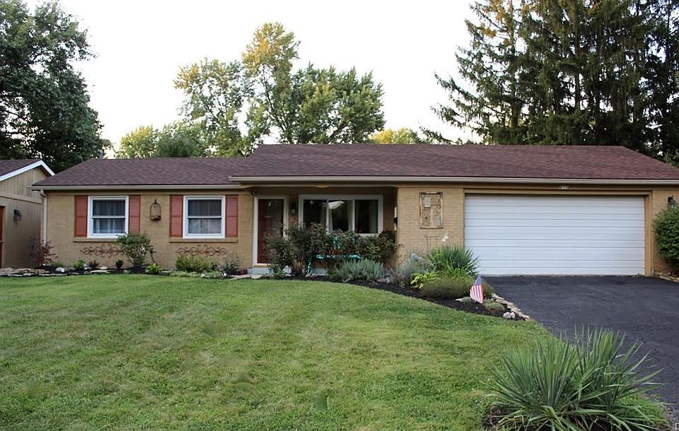 1st image of 205 Cloverwood Dr