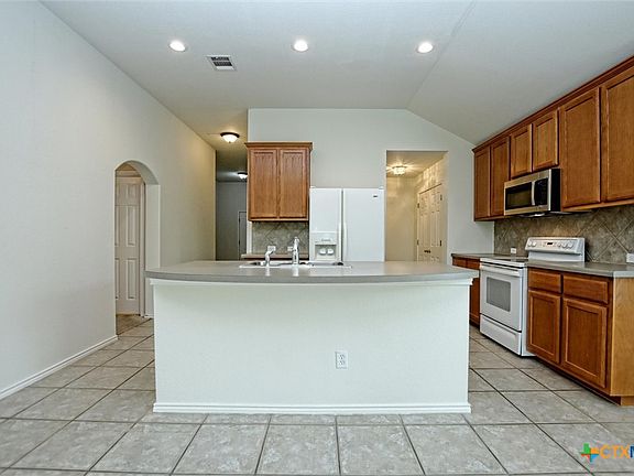 2nd image of 319 Lone Star Blvd