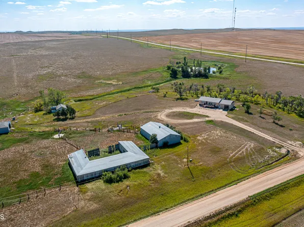 15280 45th St NW, Williston, ND 58801