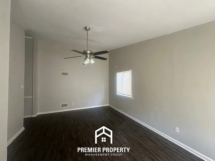 2847 Elmore Park Rd — Photo 2