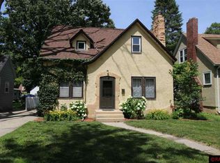 814 Nicollet Ave, North Mankato, MN 56003