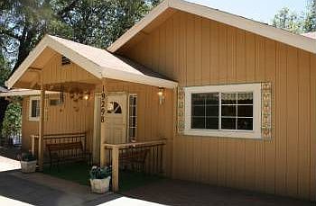 1st image of 19298 Ponderosa Dr