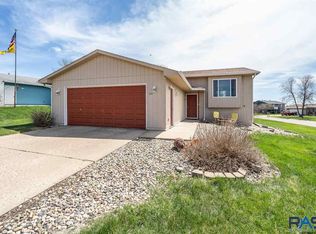 521 Kyle Ave, Baltic, SD 57003