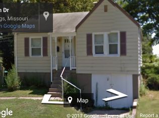 8822 Corwin Dr, Saint Louis, MO 63136