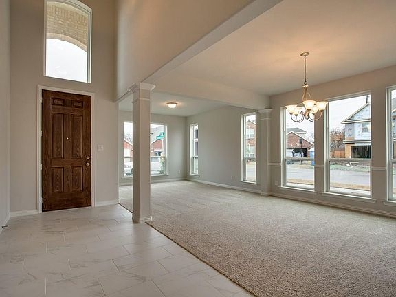 4th image of 918 Bainbridge Ln