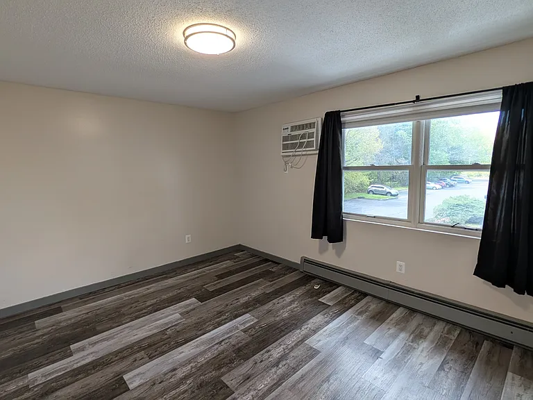 94A57 West St #57 — Photo 4