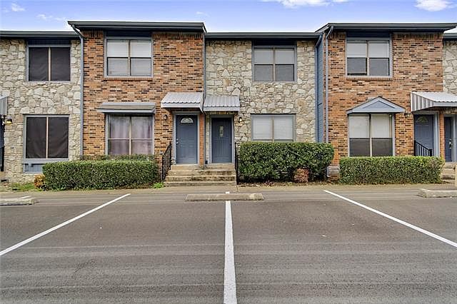 1st image of 3005 Whisper Oaks Ln APT C