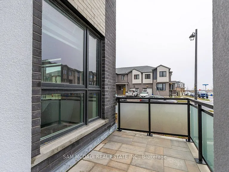 470 Gordon Krantz Ave E #113 — Photo 23