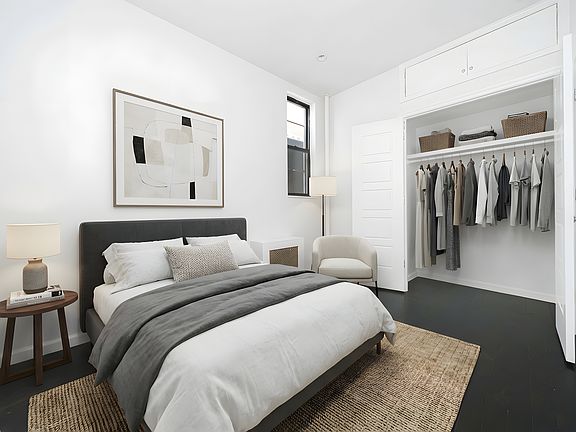 5th image of 108 Calyer St #1C