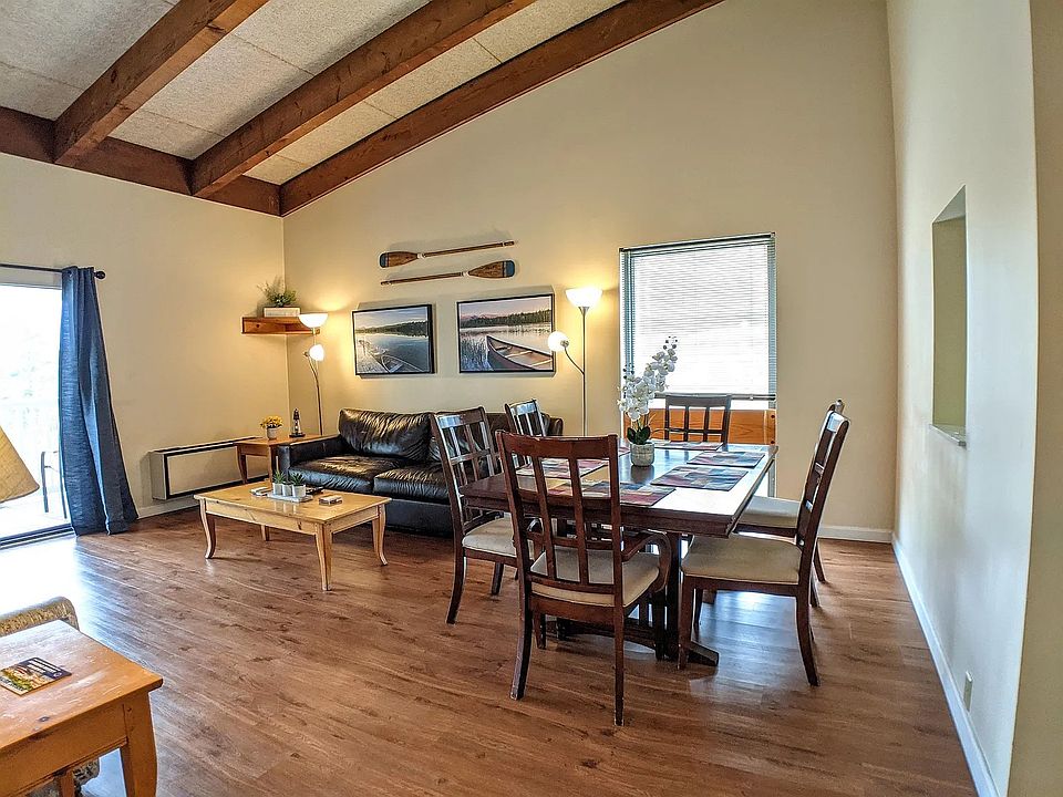 1st image of 375 Endicott St N #1