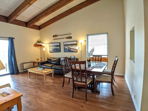 Cedar Lodge-103, 375 Endicott St N #1, Laconia, NH 03246