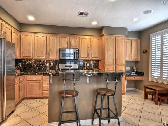 5th image of 32 Cupertino Cir