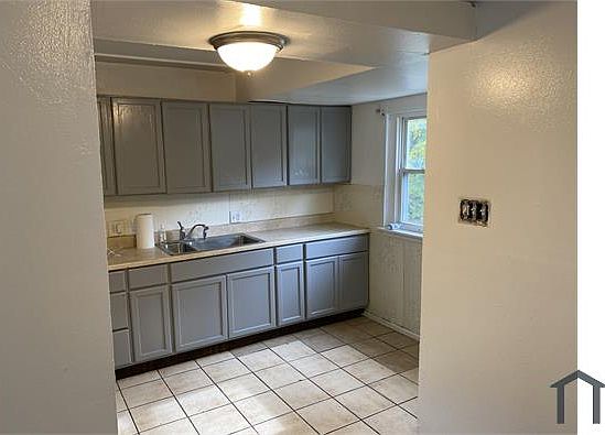 2nd image of 10874 Spring Garden Dr
