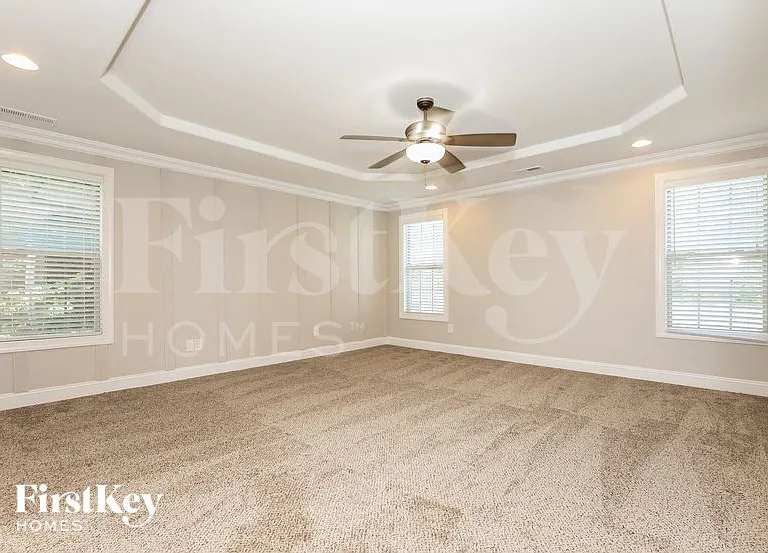 3087 Cameron Village Ct — Photo 9
