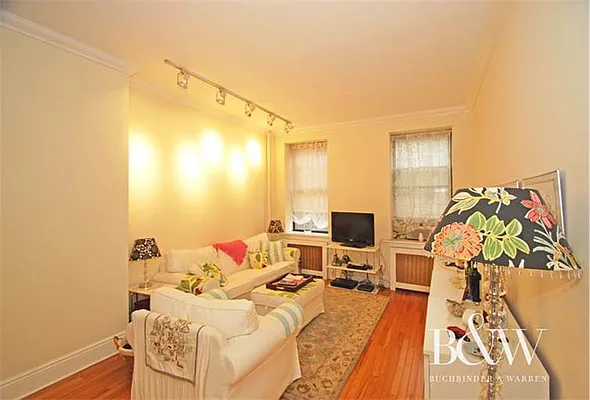 Rented by Buchbinder & Warren | media 14