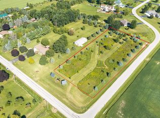 Woodland Dr #2, Seymour, WI 54165