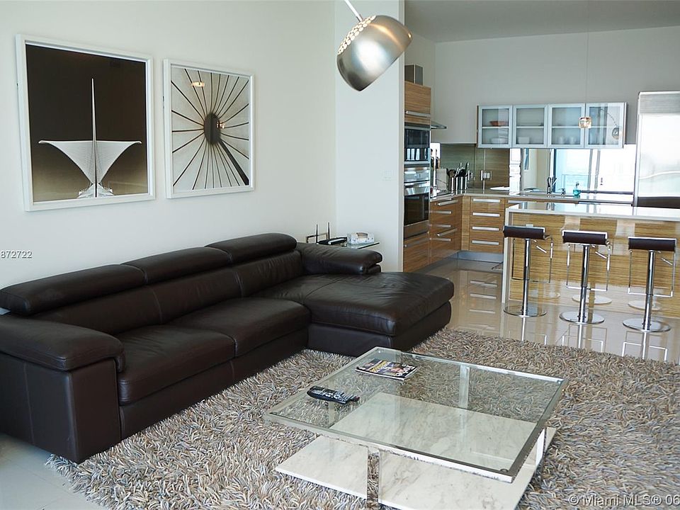1st image of 2020 N Bayshore Dr APT 1004